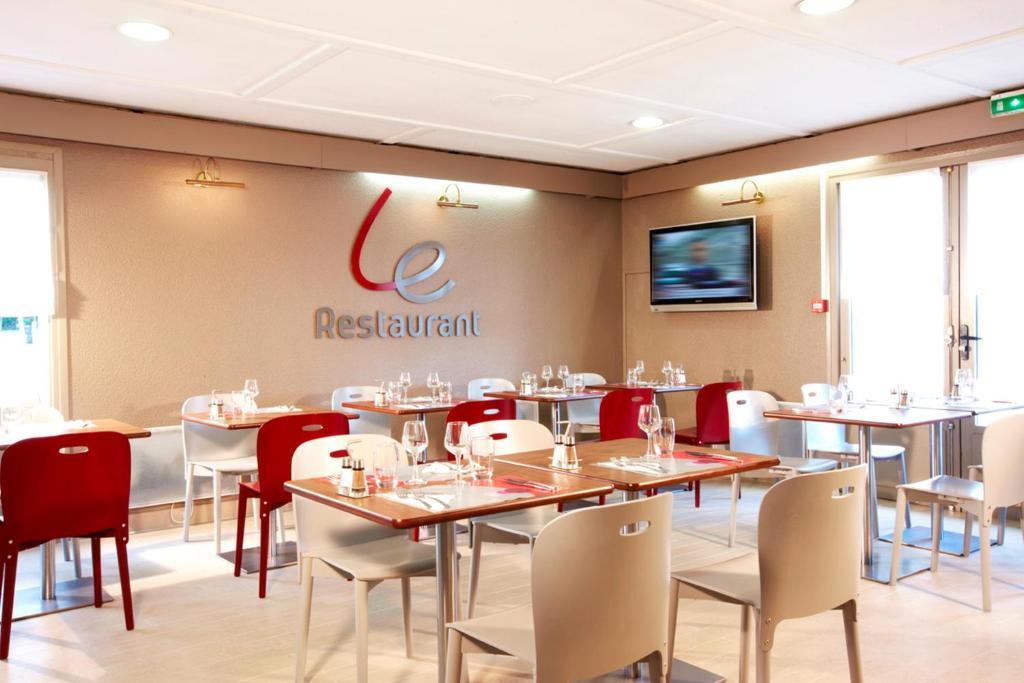 Kyriad Direct Marseille Est La Valentine La Penne-sur-Huveaune Bagian luar foto